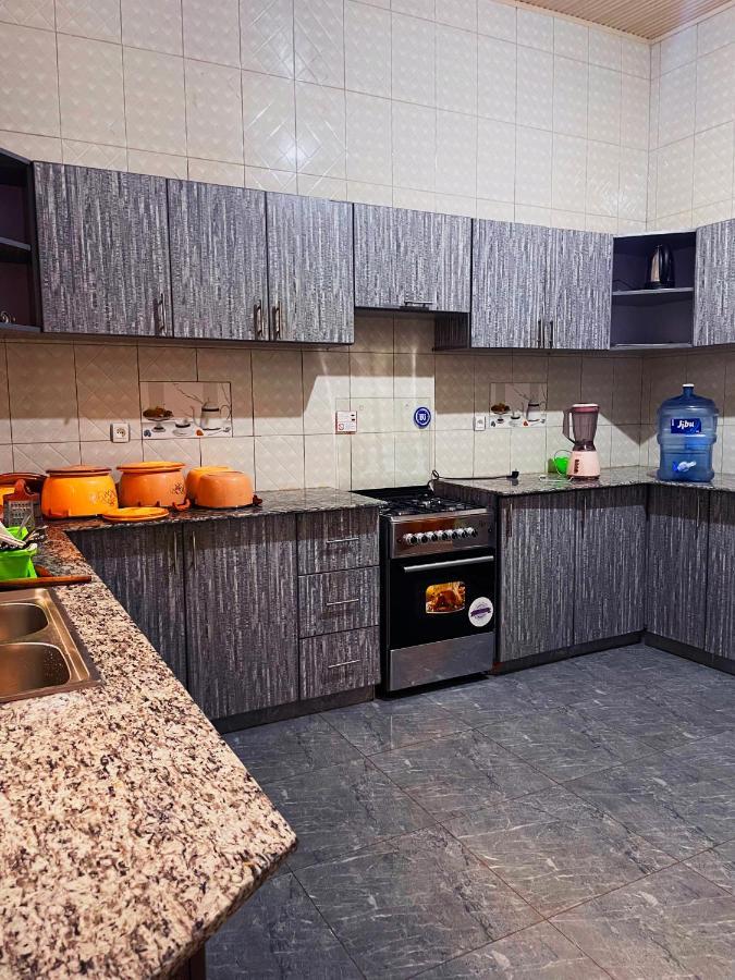 Zeo Airbnb - Cheap Apartment In Кигали Экстерьер фото