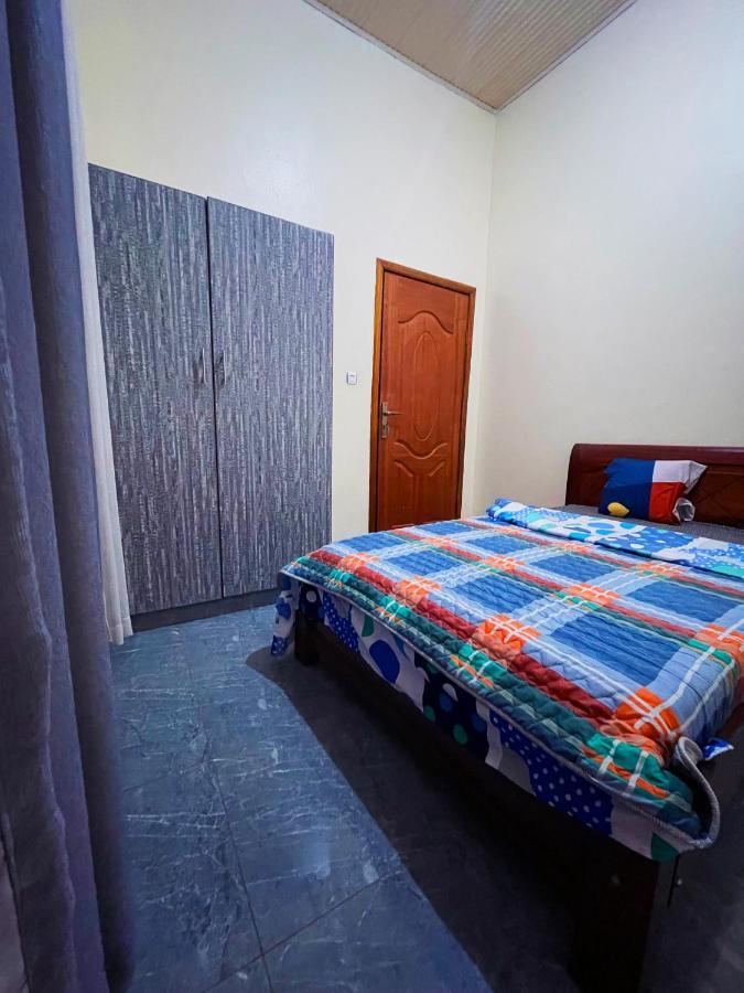 Zeo Airbnb - Cheap Apartment In Кигали Экстерьер фото